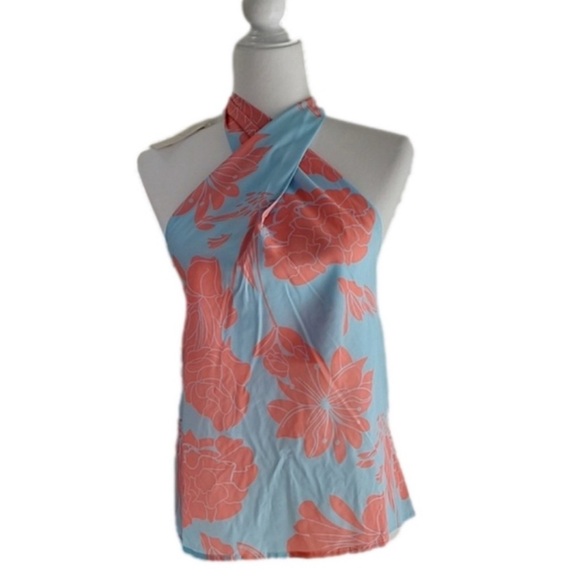 Olivia Mark – Plant Print Criss-Cross Halter Tank Top - Picture 4 of 8